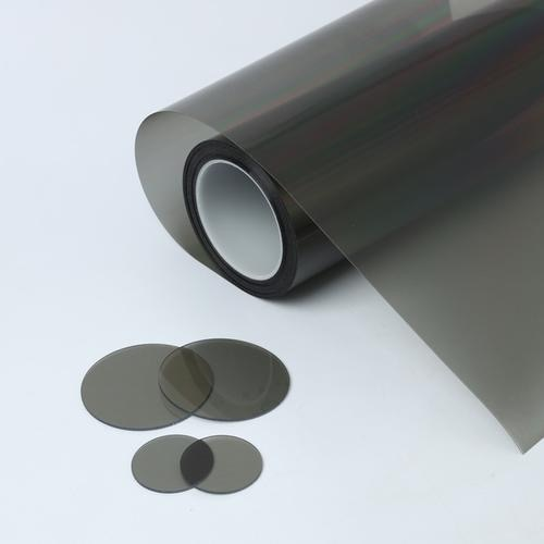 Zer da polarizatzailea? Eta badakizu LCD polarizatzailearen funtzioa?